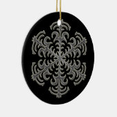 Silver Snowflake op Black Ceramic Ornament (Rechts)