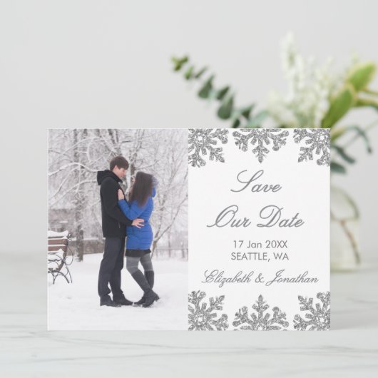 Silver Snowflake Winter Wedding Save The Date (Staand voorkant)