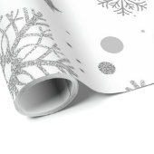 Silver snowflakes on white cadeaupapier (Rol Hoek)