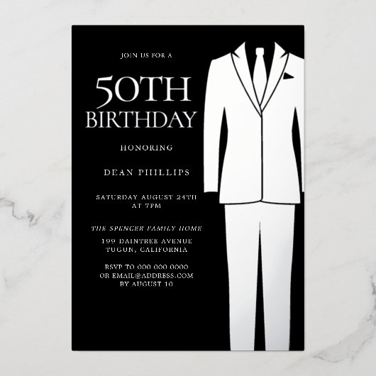 Silver Suit & Stropdas Black Mannen 50th Birthday Folie Uitnodiging (Voorkant)