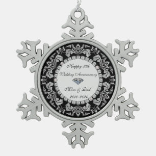 Silver Swirls Diamonds 10th Wedding Jubileum Tin Sneeuwvlok Ornament