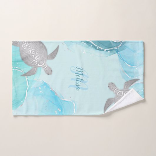 Silver Turtle Light Blue Marble Monogram Jouw naam Bad Handdoek (Handdoek)