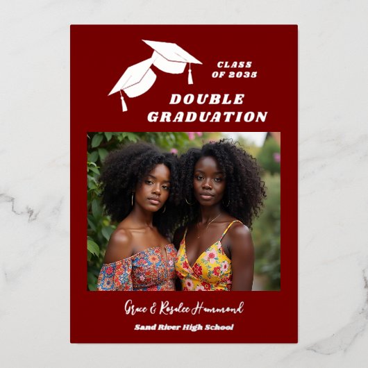 Silver Two Brothers Double Graduation Dark Red Folie Uitnodiging (Voorkant)