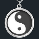 Silver Yin Yang Symbol Pendant Ketting<br><div class="desc">Evenwicht,  energie en goede feng-shui zijn overal bij u,  waar u ook bent,  met dit geschenk van het zilveren yang-symbool van het ketting.</div>