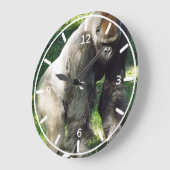 Silverback Male Lowland Gorilla die zich opstelt Grote Klok (Hoek)