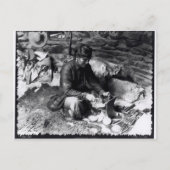 Silversmith at work, c.1914 briefkaart (Voorkant)