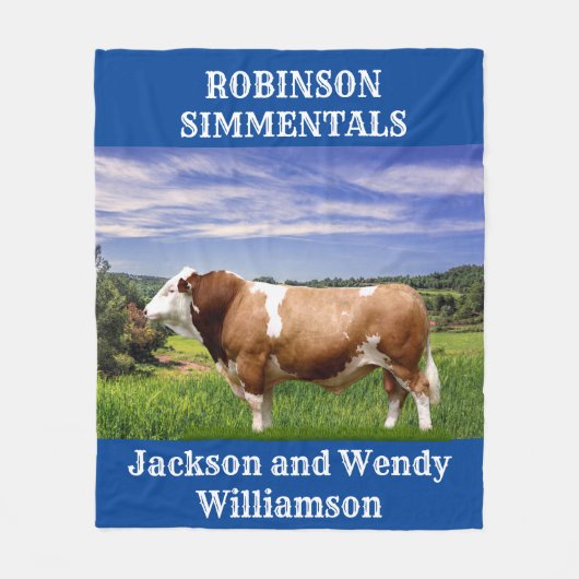 Simmental Bull in Pasture Fleece Deken (Voorkant)