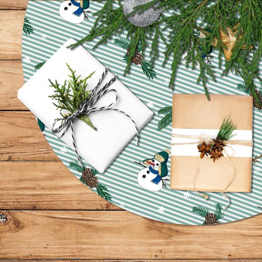 Simpáticos muñecos de nieve sobre fondo rayado kerstboom rok