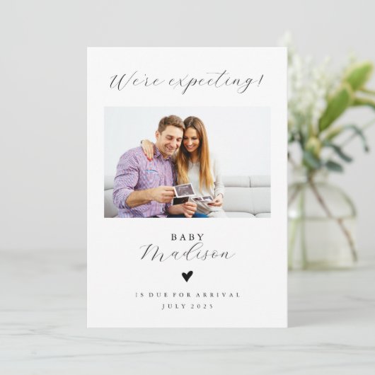 Simpel We verwachten Baby Aankondiging Kaart (Staand voorkant)