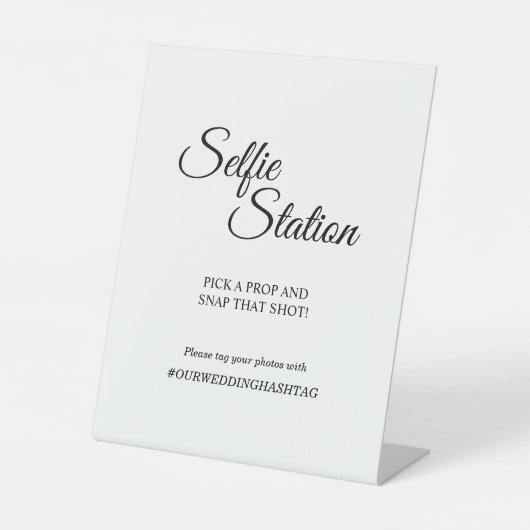 Simple Black and White Calligraphy Selfie Station Reclamebord Met Voetstuk (Voorkant)