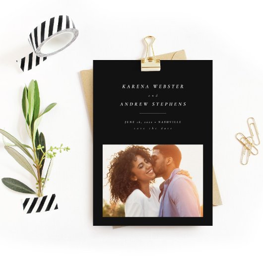 Simple black and white foto save the date