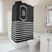 Simple Black and White Horizontal Stripes Monogram Douchegordijn (In situ)