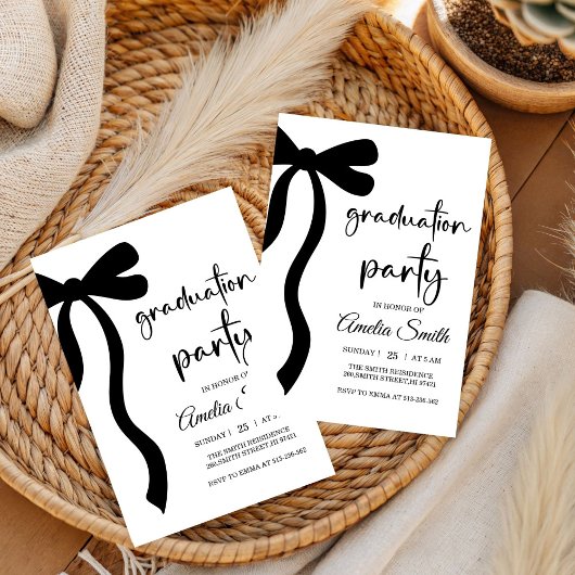Simple  Black Bow graduation party invitation Kaart