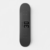 Simple Black Custom Nummer en naam Persoonlijk Skateboard (Voorkant)