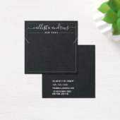 Simple Black Paper Cursive Ketting Display Kaart (Bureau)