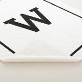 Simple Black White Initiaal Monogram Sherpa Deken (3/4)