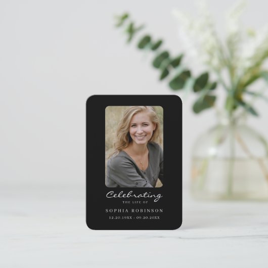 Simple Black White Photo Memorial Prayer Card Visitekaartje (Staand voorkant)