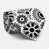 Simple Black White Retro 70s Graphic Daisy Pattern Stropdas (Opgerold)