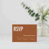 Simple Boho Terracotta Typography Wedding RSVP Informatiekaartje (Staand voorkant)