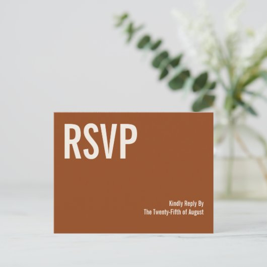Simple Boho Terracotta Typography Wedding RSVP Uitnodiging Briefkaart (Staand voorkant)