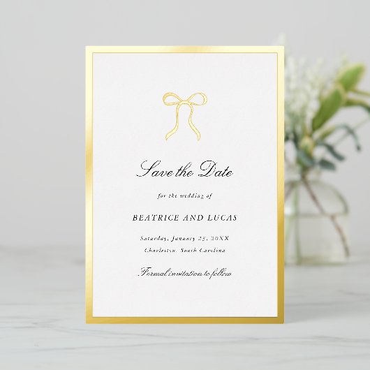 Simple Bow Classic Wedding Save the Date Folie Uitnodiging (Staand Voorkant)