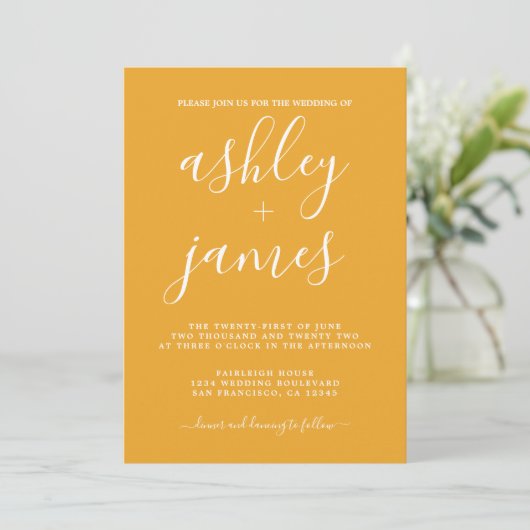 Simple Chic Calligraphy Mellow Yellow Wedding Kaart (Staand voorkant)