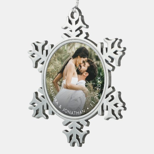 Simple Custom Couple Photo and date Personalized Tin Sneeuwvlok Ornament (Rechts)