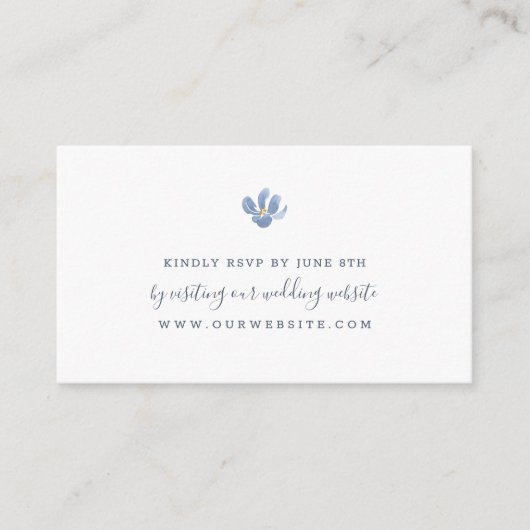 Simple Dusty Blue Flower bruiloft RSVP online Informatiekaartje (Voorkant)