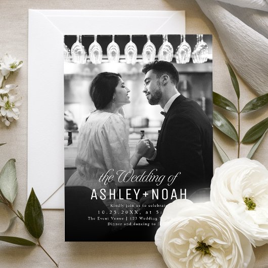 Simple Elegance Classy Script Photo Wedding  Kaart