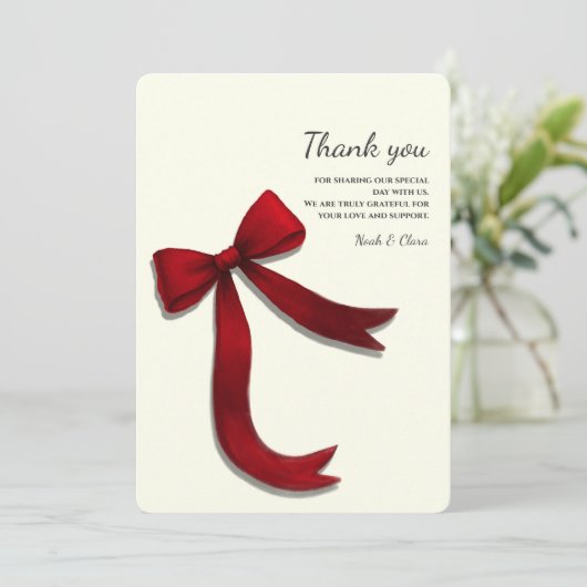 Simple Elegant Minimalist Red Bow Bedankkaart (Staand voorkant)