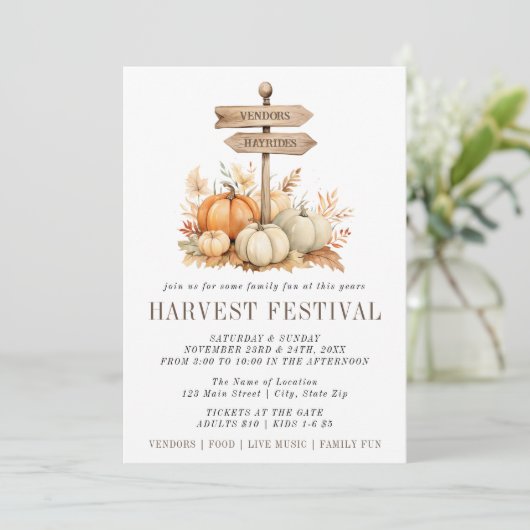 Simple Harvest Festival pompoen uitnodiging (Staand voorkant)