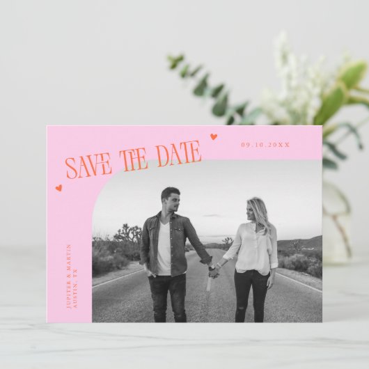 Simple Heart Orange Pink Curved Frame Photo Save The Date (Staand voorkant)
