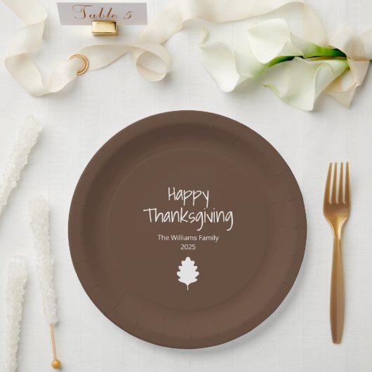 Simple Leaf Modern Autumn Family Thanksgiving Papieren Bordje (Huwelijk)