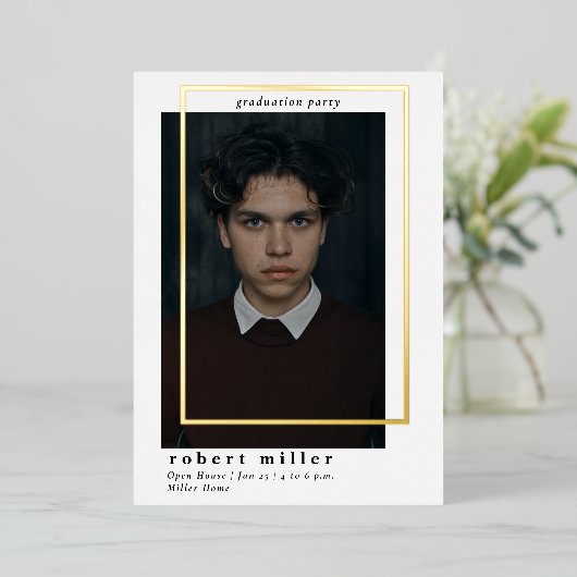 Simple Lijst Modern Afstudeerder Gold Photo Afstud Folie Uitnodiging (Staand Voorkant)