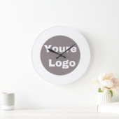 Simple Logo and Text Business  personallze Grote Klok (Huis)