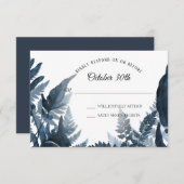 Simple Modern Forest Fern Blue en White RSVP Kaart (Voorkant / Achterkant)
