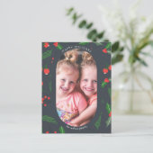 Simple Modern Holly Berries Foto Feestdagenkaart (Staand voorkant)