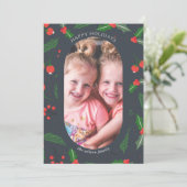 Simple Modern Holly Berries Foto Feestdagenkaart (Staand voorkant)