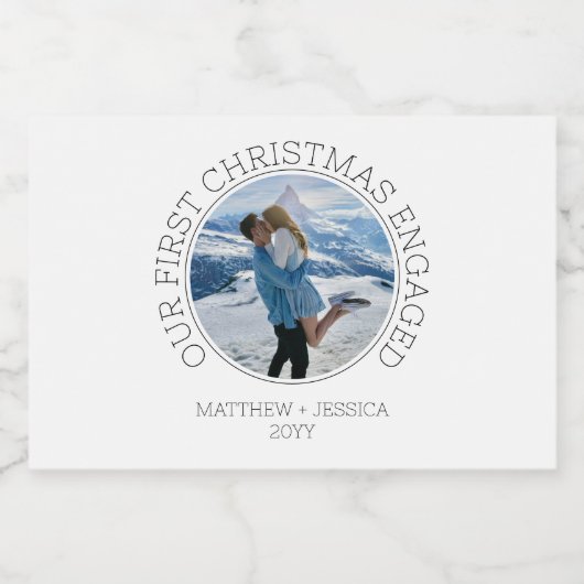 SImple Modern Photo Our First Christmas Engaged Sparkling Wijnetiket (Enkel label)