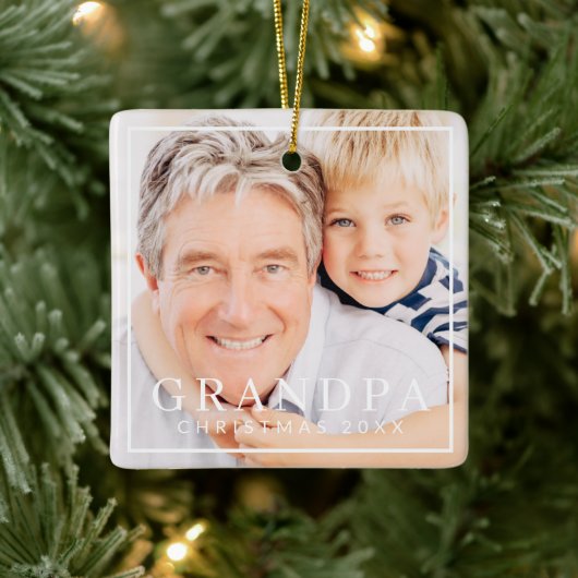 Simple Moderne Chic Lijst Grandpa Photo Holiday Keramisch Ornament (Boom)