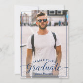 Simple Moderne Script Navy Blue Afstuderen Foto Kaart (Voorkant)