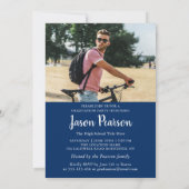 Simple Moderne Script Navy Blue Afstuderen Foto Kaart (Achterkant)