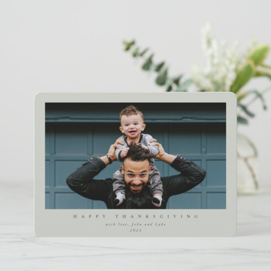 Simple Moderne Single Photo Happy Thanksgiving Feestdagenkaart (Staand voorkant)