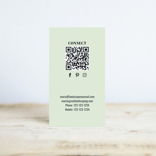 Simple Monogram QR Code Green | Connect with Me Visitekaartje
