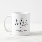 Simple Mrs Last Name Pas getrouwd Bride Wedding Koffiemok (Links)