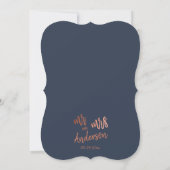Simple Navy Roos Gold Script Mr en Mrs Wedding Kaart (Achterkant)