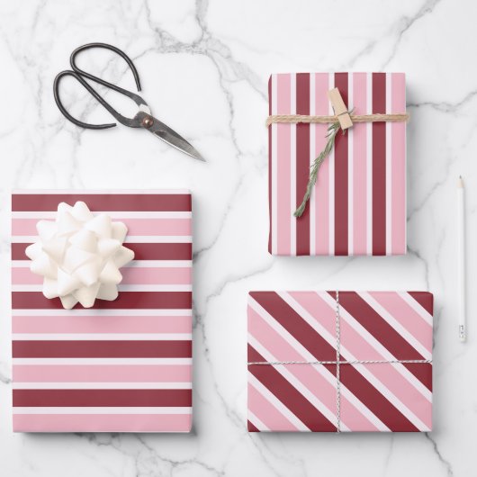Simple Pink Burgundy Stripes Christmas Inpakpapier Vel (Voorkant)