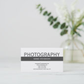 Simple Plain Grey White Photograher Visitekaartje (Staand voorkant)