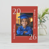 Simple Red Pre-K 2-Foto Afstudeierfeier Aankondiging (Staand voorkant)