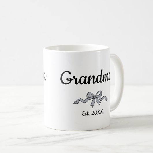 Simple Script Bow Grandma Est. Year Koffiemok (Voorkant rechts)